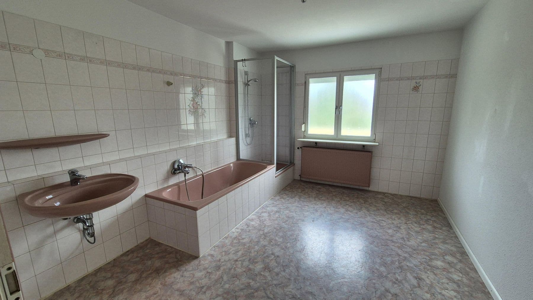 Pronájem bytu 3+1 113 m², Bad Säckingen, Bádensko-Württembersko Pronájem bytu 3+1 113 m², Bad Säckingen, Bádensko-Württembersko