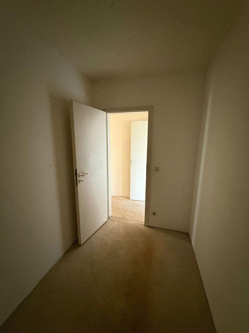 Pronájem bytu 3+1 77 m², Asternweg 11, Schönebeck (Elbe), Sasko-Anhaltsko Pronájem bytu 3+1 77 m², Asternweg 11, Schönebeck (Elbe), Sasko-Anhaltsko