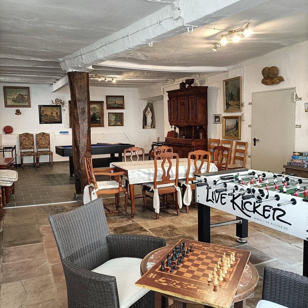 Prodej domu 399 m², pozemek 304 m², Senheim, Porýní-Falc Prodej domu 399 m², pozemek 304 m², Senheim, Porýní-Falc