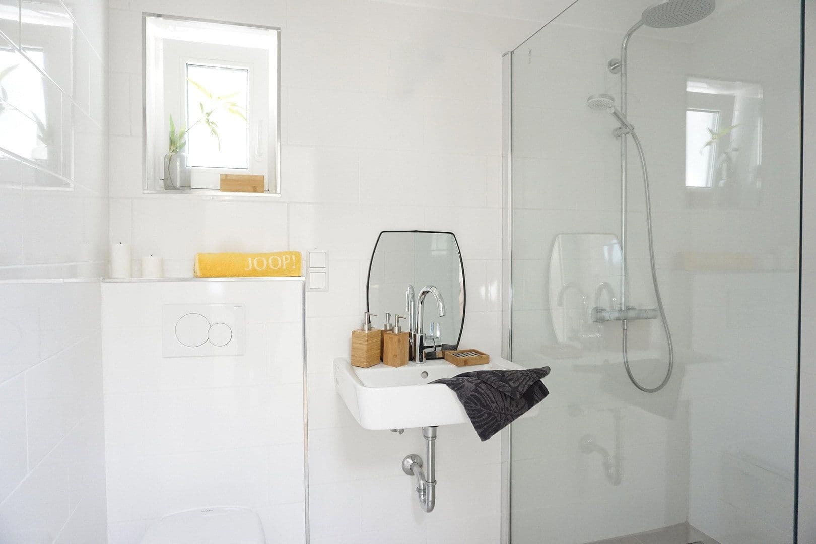 Pronájem bytu 2+kk 63 m², Stuttgart, Bádensko-Württembersko Pronájem bytu 2+kk 63 m², Stuttgart, Bádensko-Württembersko