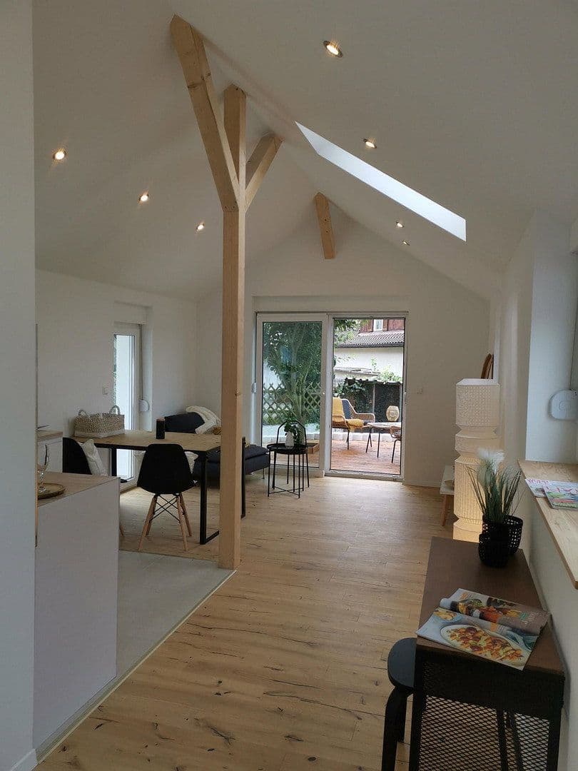 Pronájem bytu 2+kk 63 m², Stuttgart, Bádensko-Württembersko Pronájem bytu 2+kk 63 m², Stuttgart, Bádensko-Württembersko