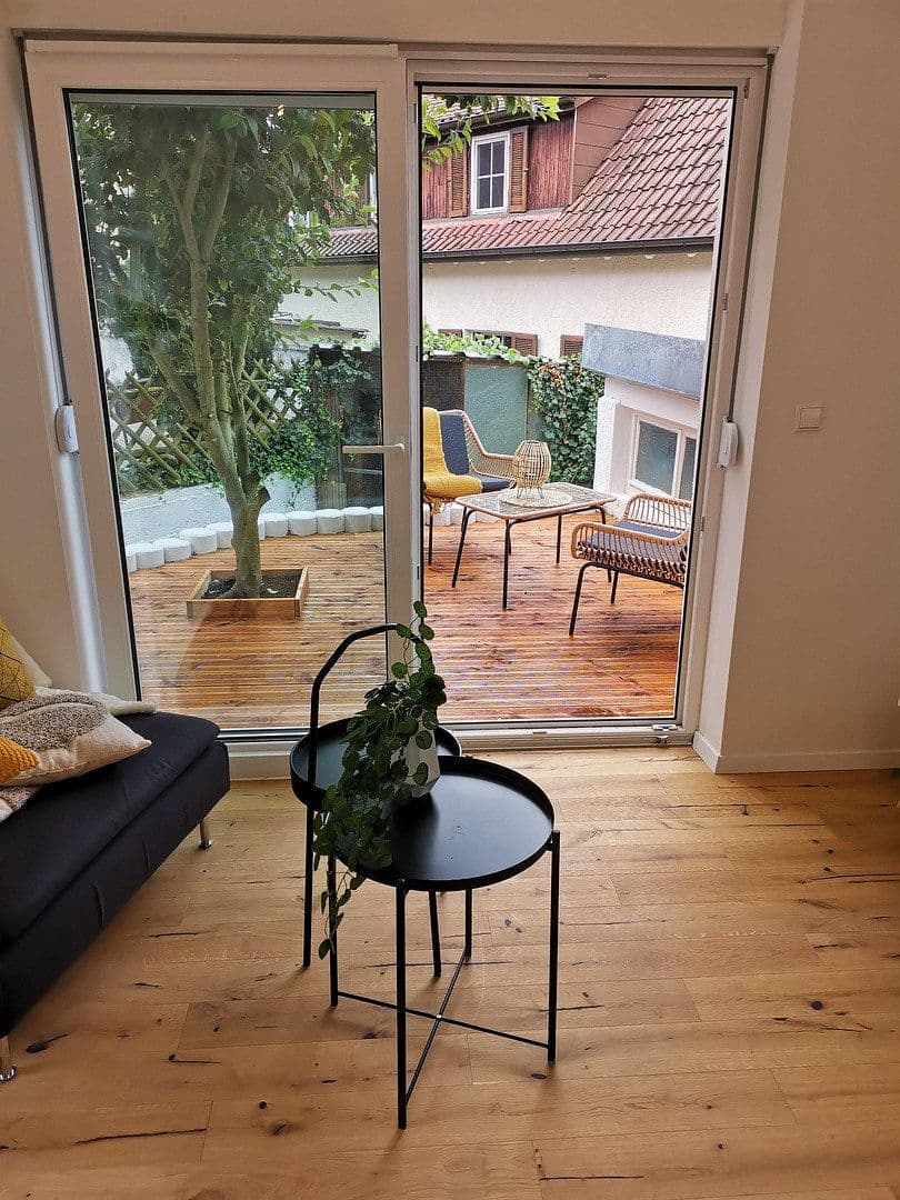 Pronájem bytu 2+kk 63 m², Stuttgart, Bádensko-Württembersko Pronájem bytu 2+kk 63 m², Stuttgart, Bádensko-Württembersko