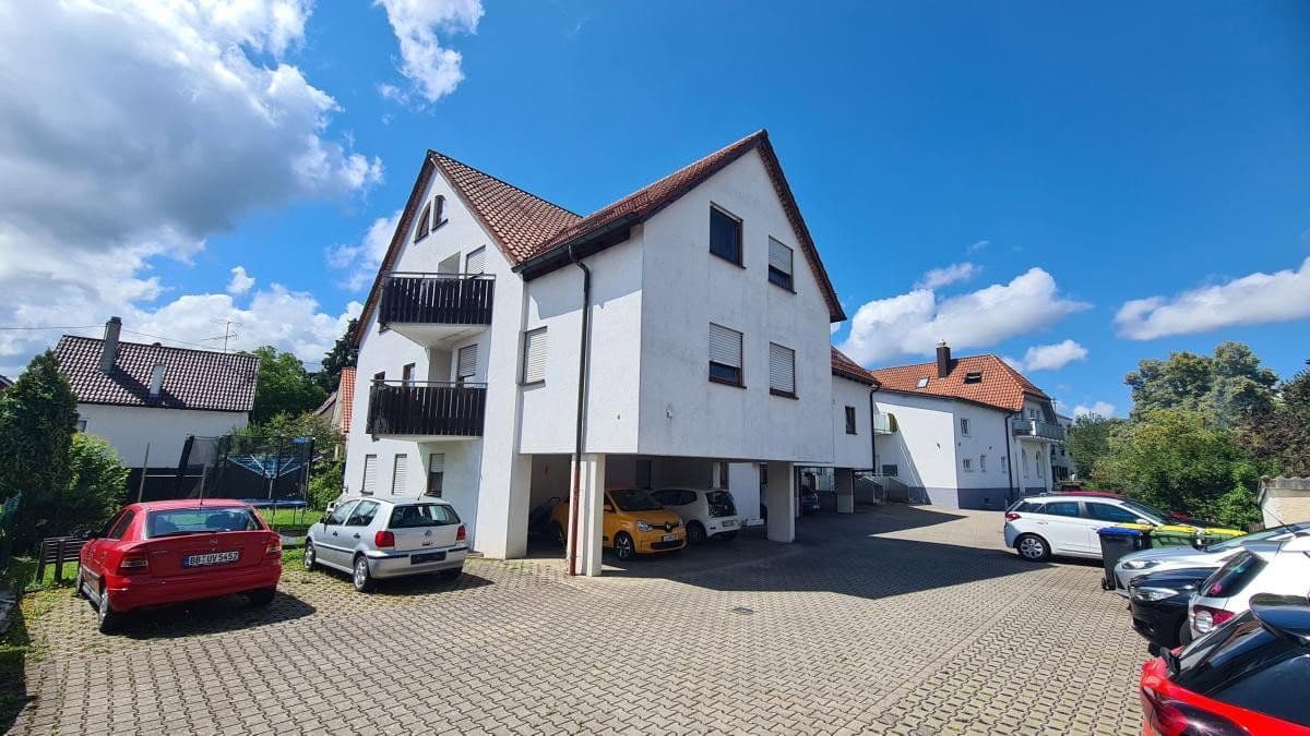 Pronájem bytu 1+1 37 m², Liebenzeller Str.3, Neuhausen, Bádensko-Württembersko Pronájem bytu 1+1 37 m², Liebenzeller Str.3, Neuhausen, Bádensko-Württembersko