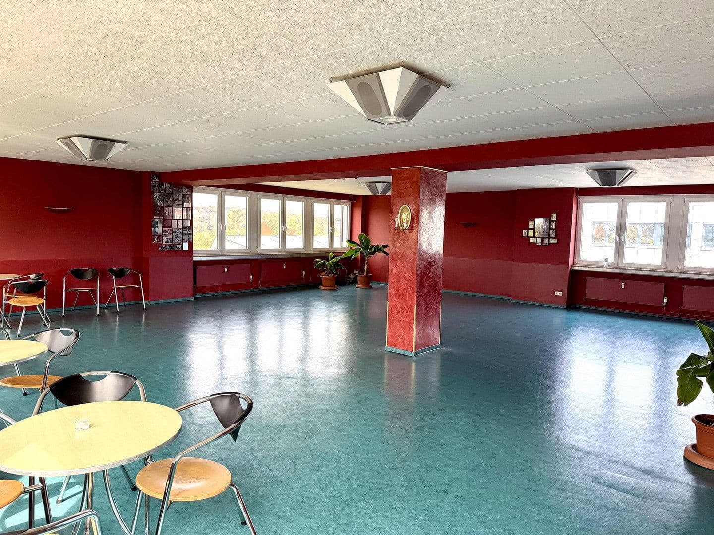 Pronájem kanceláře 250 m², Sophienblatt 88-90, Kiel, Šlesvicko-Holštýnsko Pronájem kanceláře 250 m², Sophienblatt 88-90, Kiel, Šlesvicko-Holštýnsko