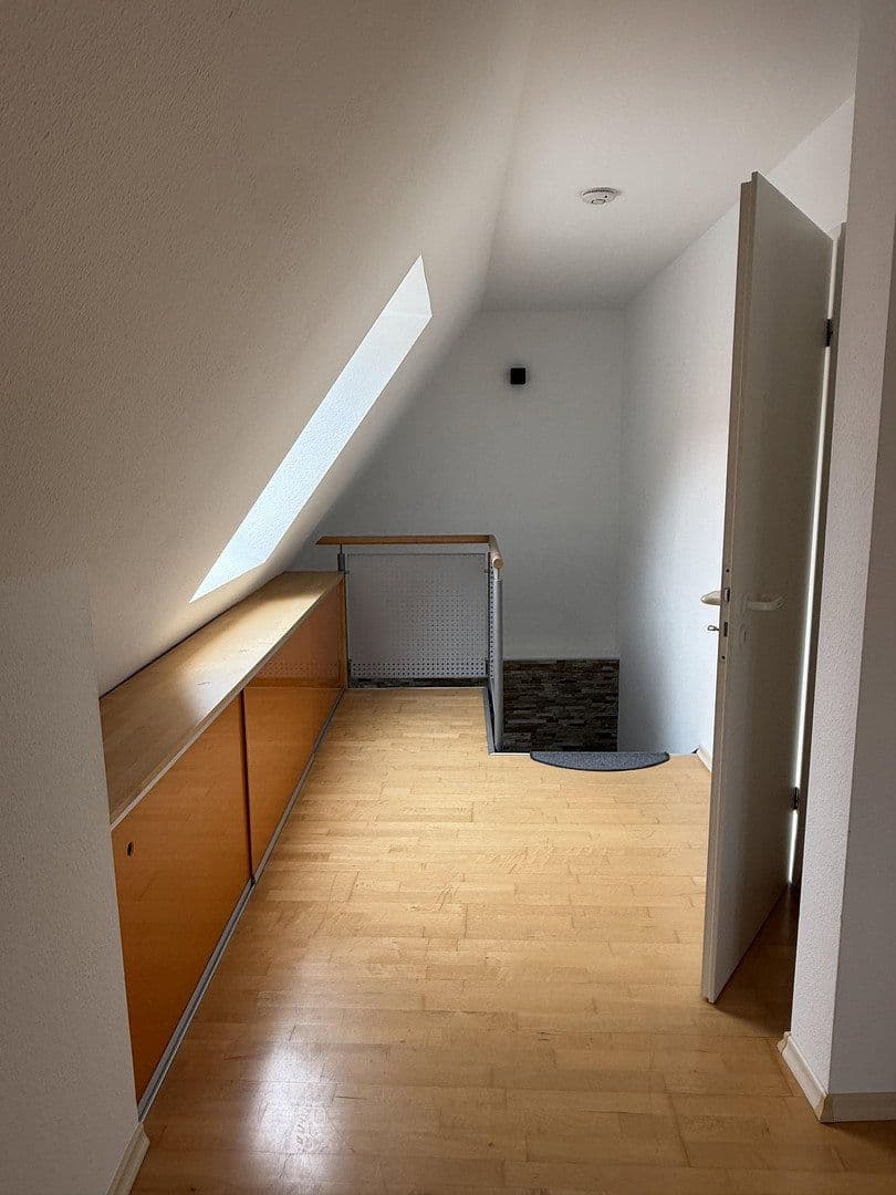 Pronájem bytu 3+1 97 m², Rathhausstraße 7, Hofheim am Taunus, Hessen Pronájem bytu 3+1 97 m², Rathhausstraße 7, Hofheim am Taunus, Hessen