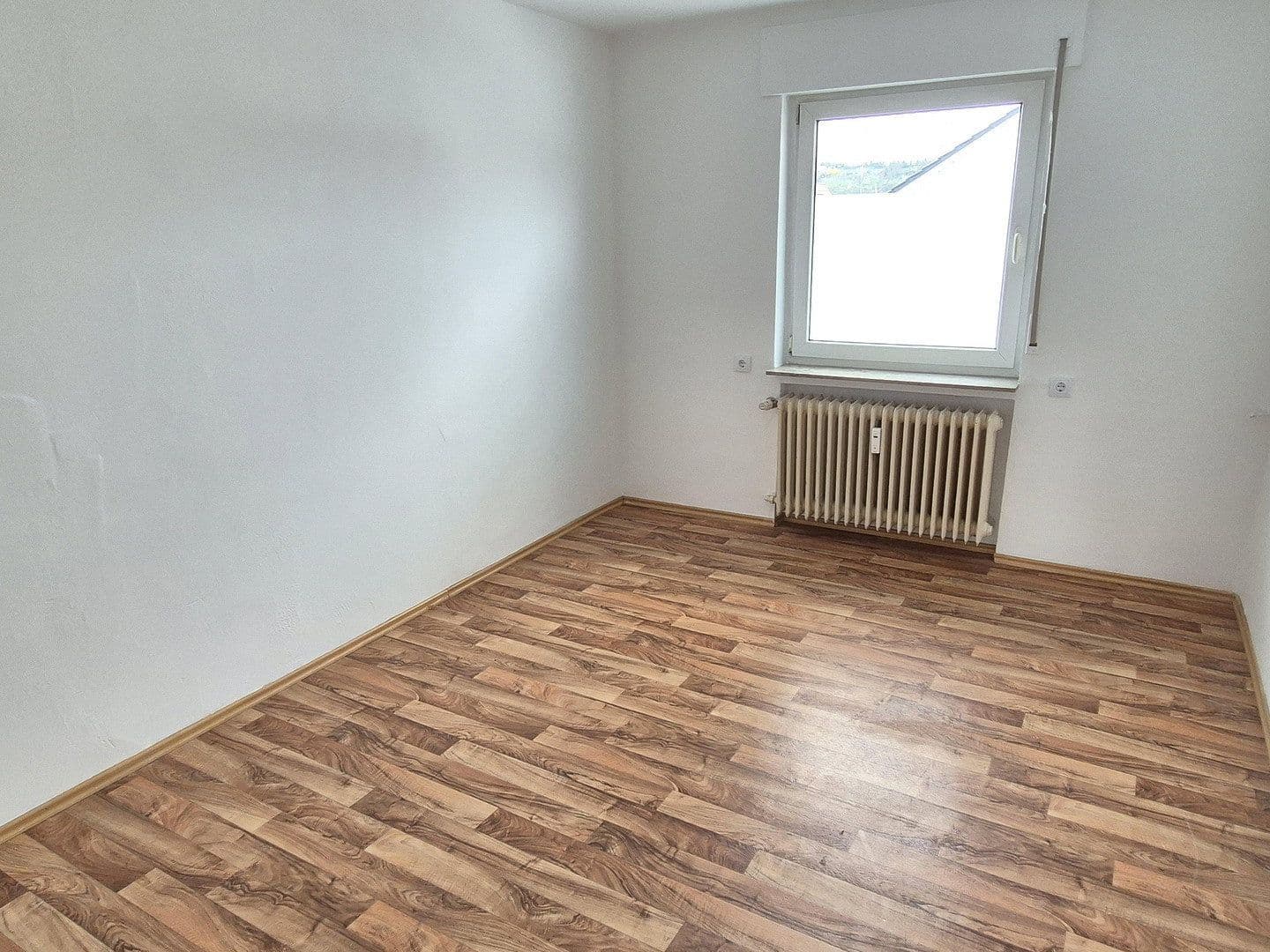 Pronájem bytu 4+1 82 m², Bietigheim-Bissingen, Bádensko-Württembersko Pronájem bytu 4+1 82 m², Bietigheim-Bissingen, Bádensko-Württembersko