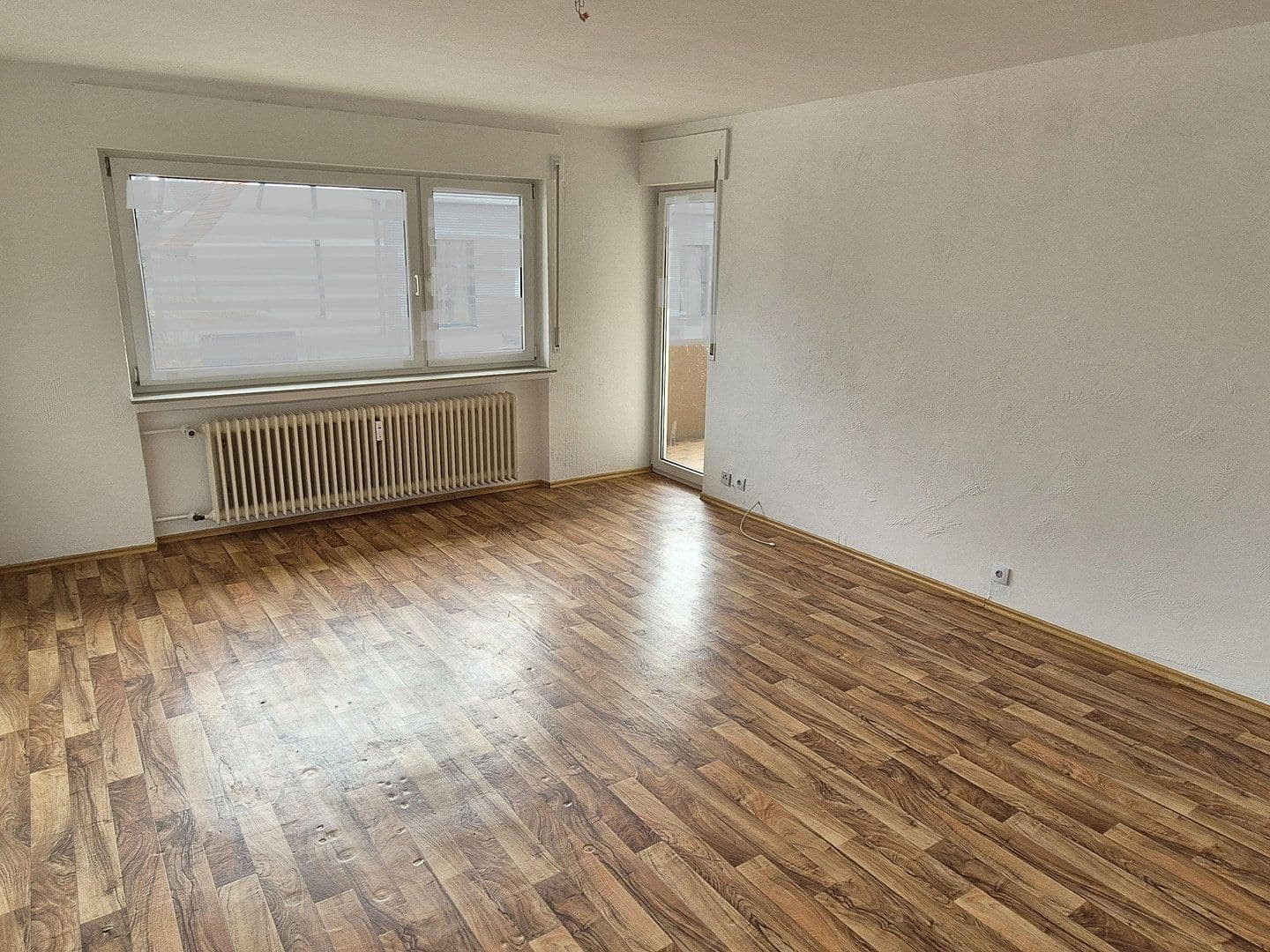 Pronájem bytu 4+1 82 m², Bietigheim-Bissingen, Bádensko-Württembersko Pronájem bytu 4+1 82 m², Bietigheim-Bissingen, Bádensko-Württembersko