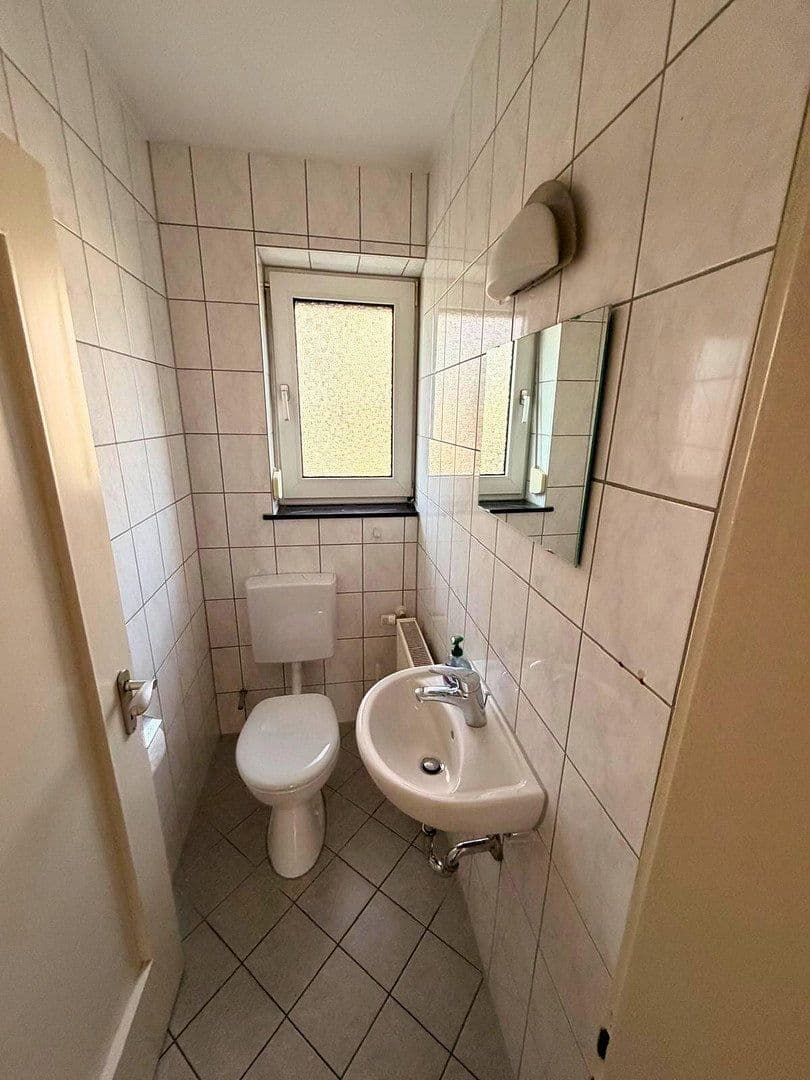 Prodej bytu 4+1 99 m², Spiegelgartenstr. 42, Herzogenaurach, Bavorsko Prodej bytu 4+1 99 m², Spiegelgartenstr. 42, Herzogenaurach, Bavorsko