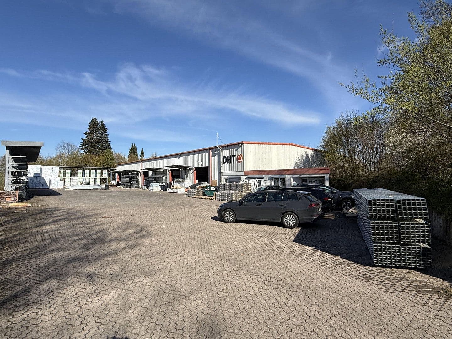 Prodej nebytového prostoru 5.705 m², Kutenhauser Str. 185, Minden, Severní Porýní-Vestfálsko Prodej nebytového prostoru 5.705 m², Kutenhauser Str. 185, Minden, Severní Porýní-Vestfálsko