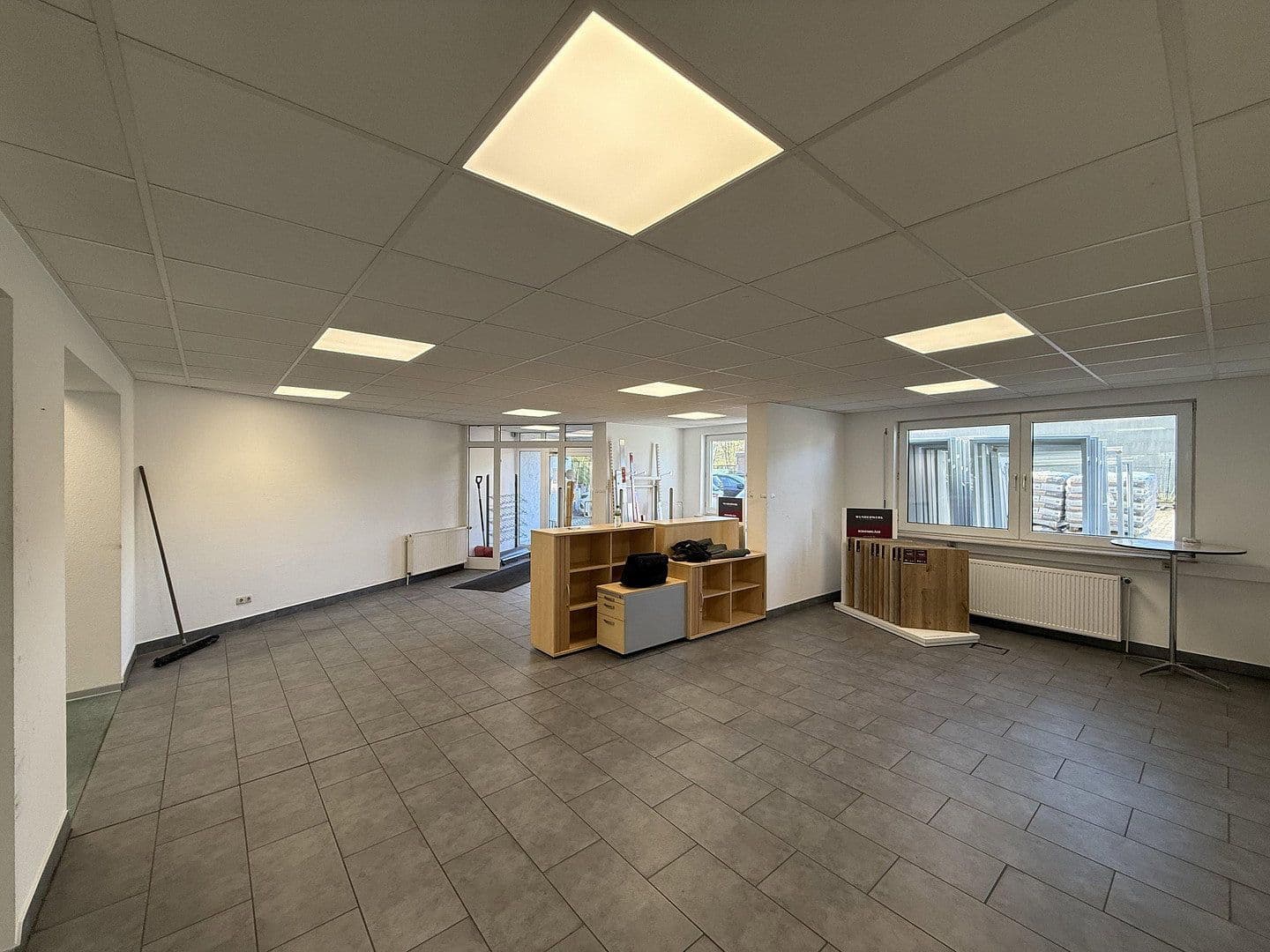 Prodej nebytového prostoru 5.705 m², Kutenhauser Str. 185, Minden, Severní Porýní-Vestfálsko Prodej nebytového prostoru 5.705 m², Kutenhauser Str. 185, Minden, Severní Porýní-Vestfálsko