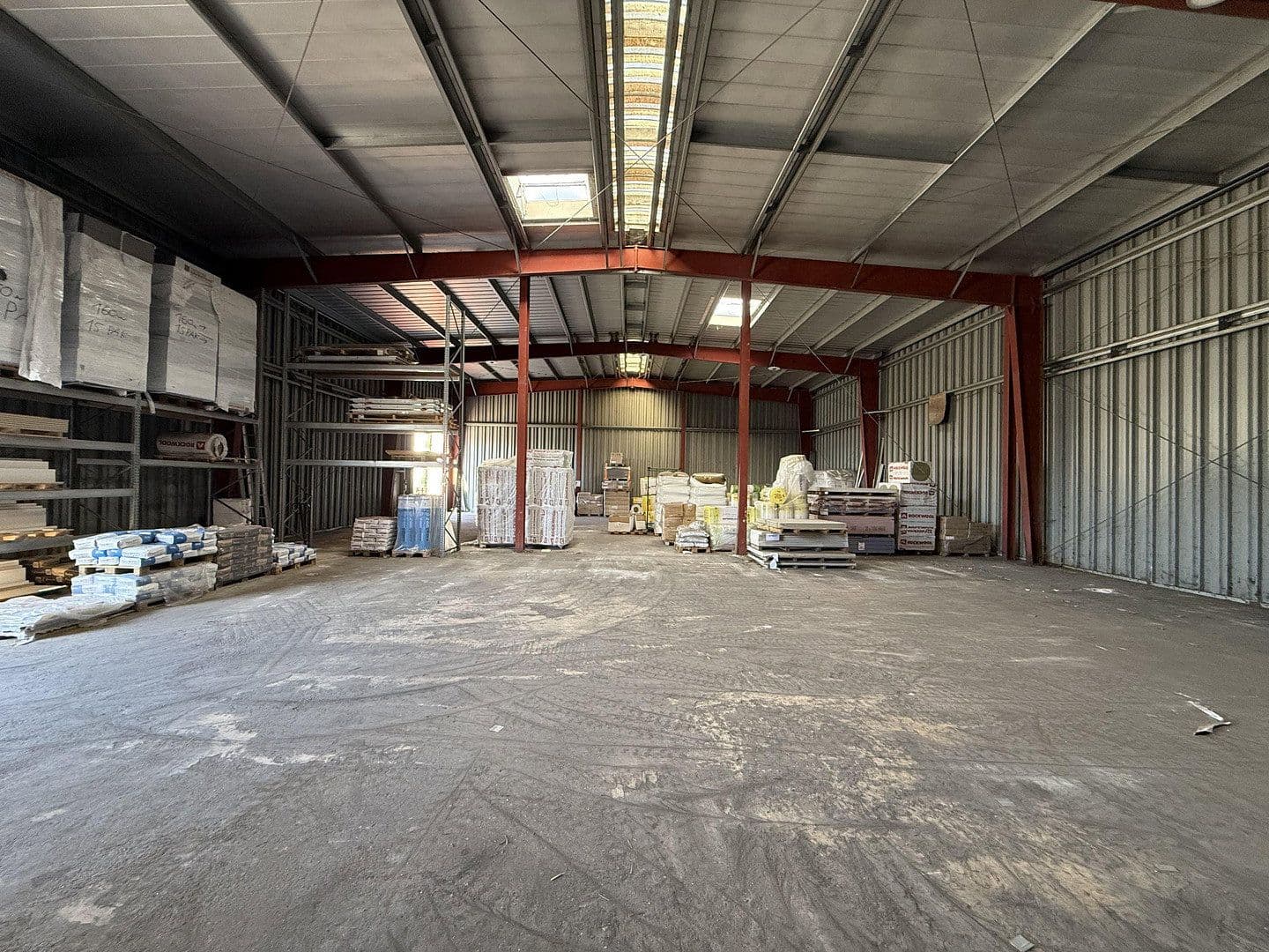 Prodej nebytového prostoru 5.705 m², Kutenhauser Str. 185, Minden, Severní Porýní-Vestfálsko Prodej nebytového prostoru 5.705 m², Kutenhauser Str. 185, Minden, Severní Porýní-Vestfálsko