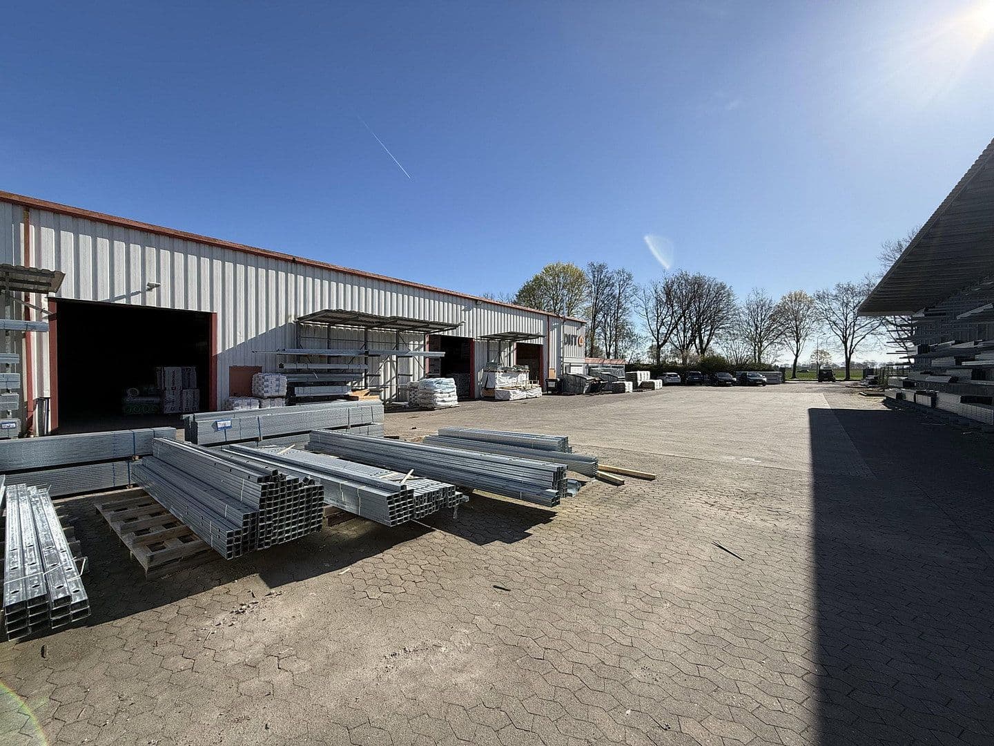 Prodej nebytového prostoru 5.705 m², Kutenhauser Str. 185, Minden, Severní Porýní-Vestfálsko Prodej nebytového prostoru 5.705 m², Kutenhauser Str. 185, Minden, Severní Porýní-Vestfálsko