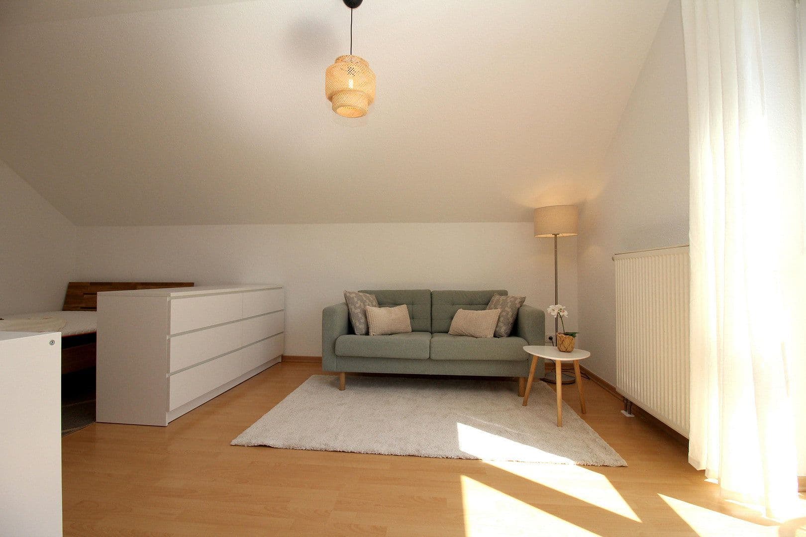 Pronájem bytu 1+1 33 m², Seehausener Allee 40, Leipzig, Sasko Pronájem bytu 1+1 33 m², Seehausener Allee 40, Leipzig, Sasko