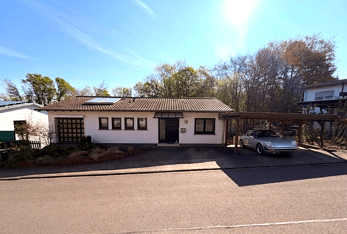 Prodej domu 210 m², pozemek 853 m², Sulzbach/Saar, Země Sársko Prodej domu 210 m², pozemek 853 m², Sulzbach/Saar, Země Sársko