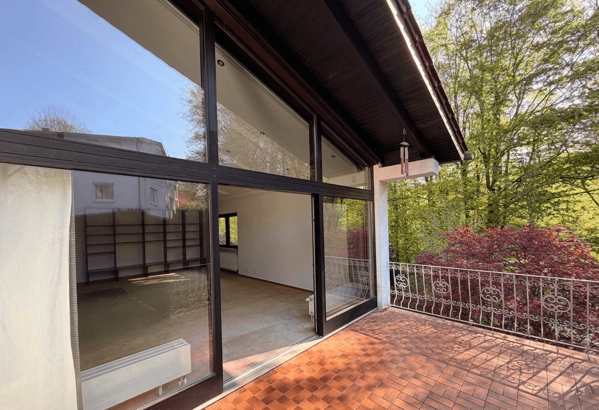 Prodej domu 210 m², pozemek 853 m², Sulzbach/Saar, Země Sársko Prodej domu 210 m², pozemek 853 m², Sulzbach/Saar, Země Sársko