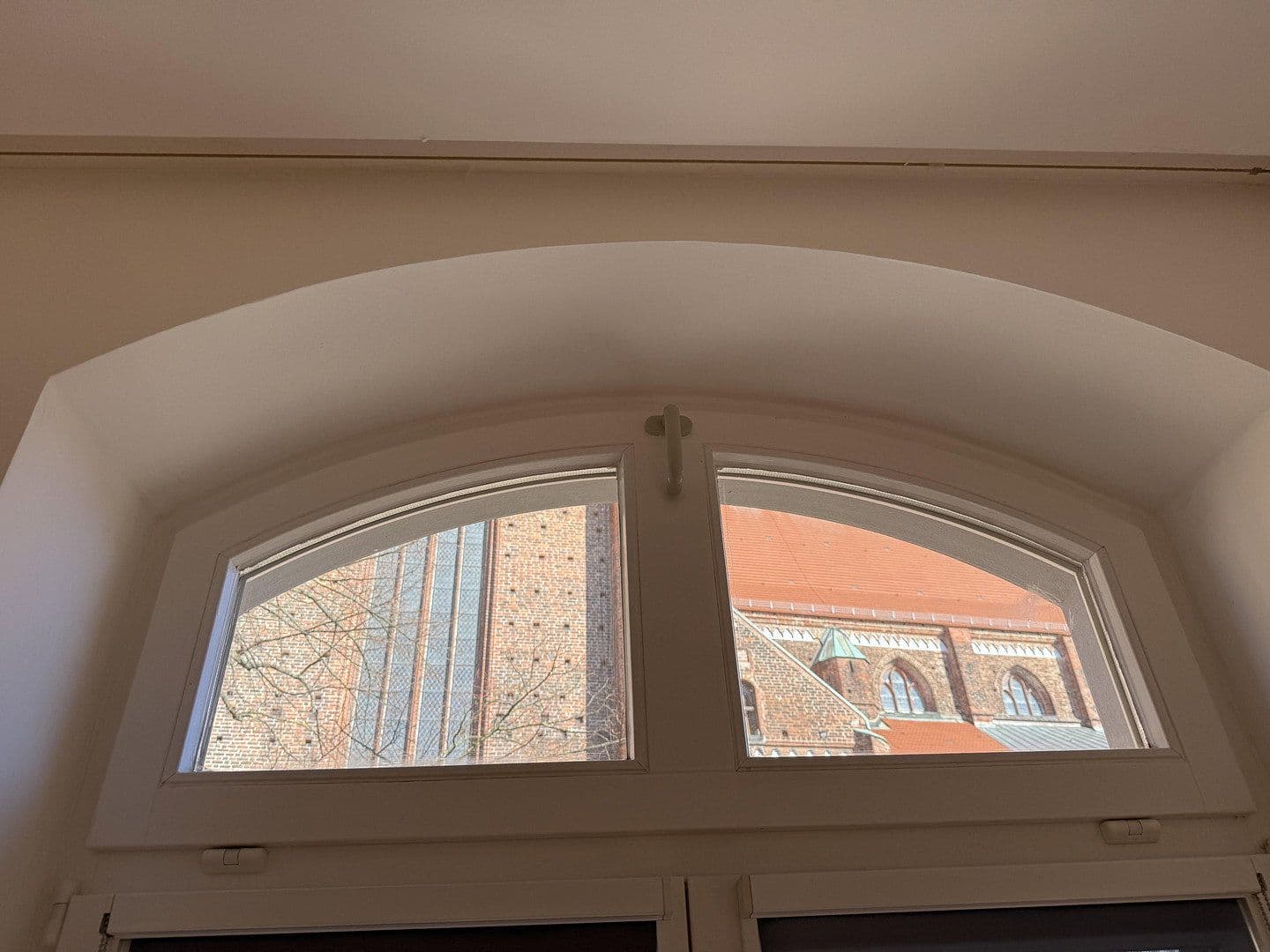 Pronájem bytu 3+1 90 m², Am Markt 2, Schwerin, Mecklenburg-Vorpommern Pronájem bytu 3+1 90 m², Am Markt 2, Schwerin, Mecklenburg-Vorpommern