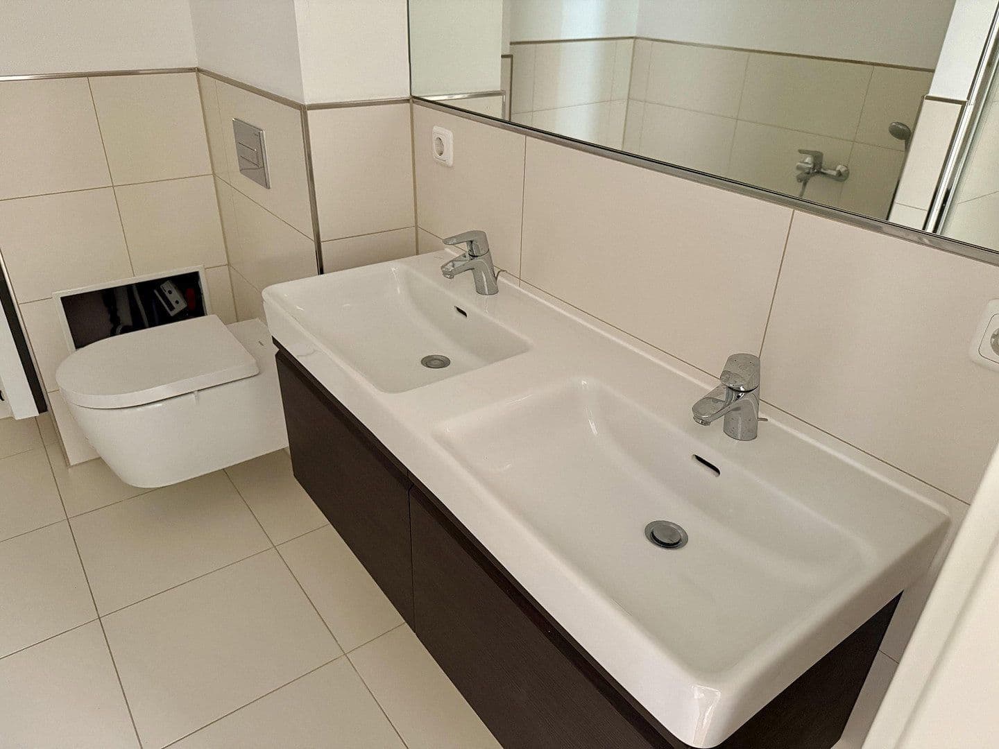 Pronájem bytu 3+1 90 m², Am Markt 2, Schwerin, Mecklenburg-Vorpommern Pronájem bytu 3+1 90 m², Am Markt 2, Schwerin, Mecklenburg-Vorpommern