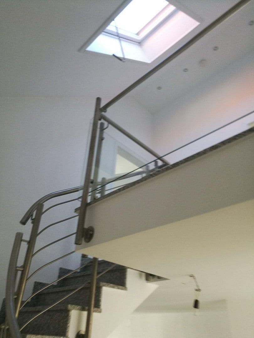 Pronájem bytu 3+1 140 m², Langen, Hessen Pronájem bytu 3+1 140 m², Langen, Hessen