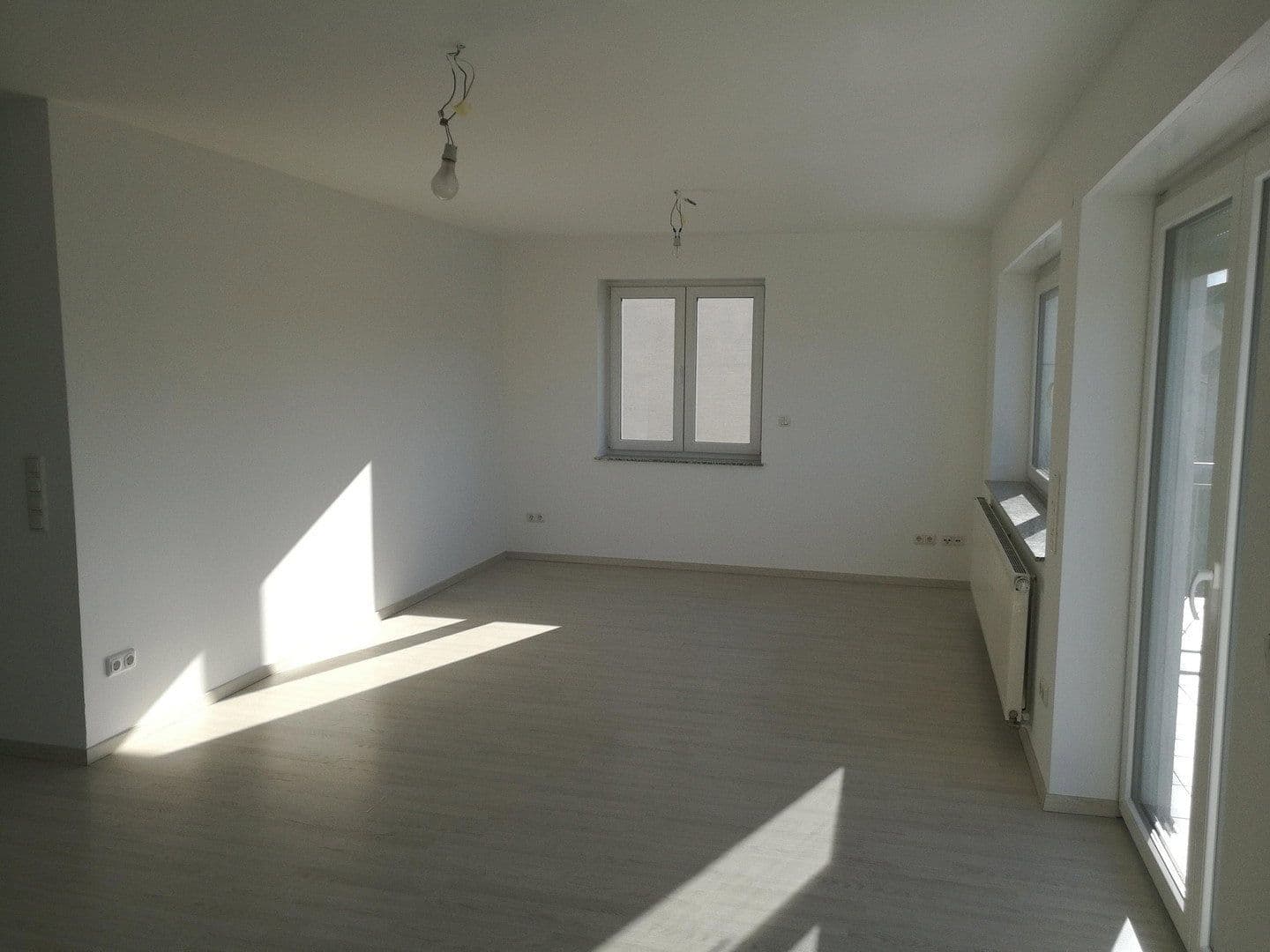 Pronájem bytu 3+1 140 m², Langen, Hessen Pronájem bytu 3+1 140 m², Langen, Hessen