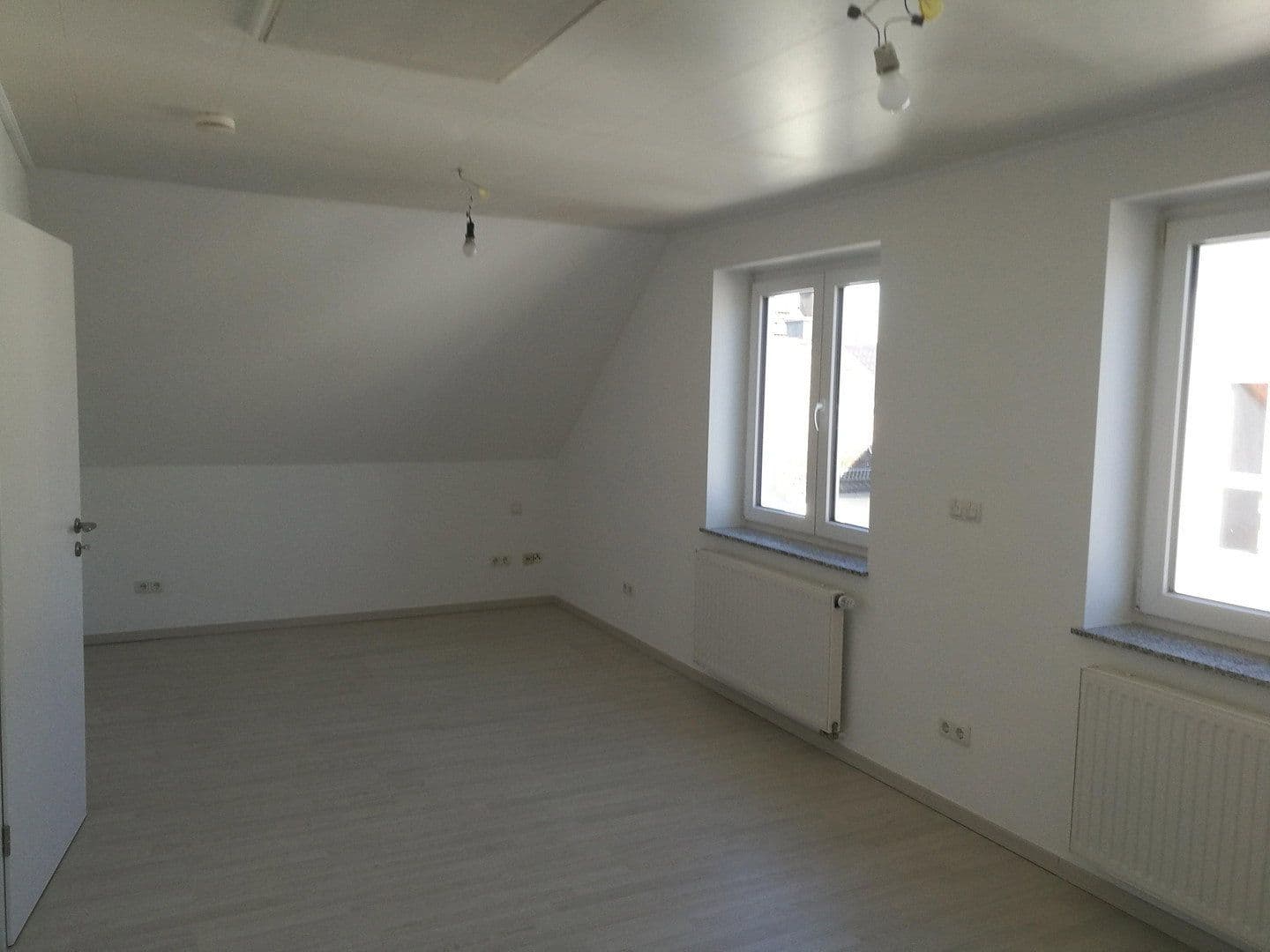 Pronájem bytu 3+1 140 m², Langen, Hessen Pronájem bytu 3+1 140 m², Langen, Hessen