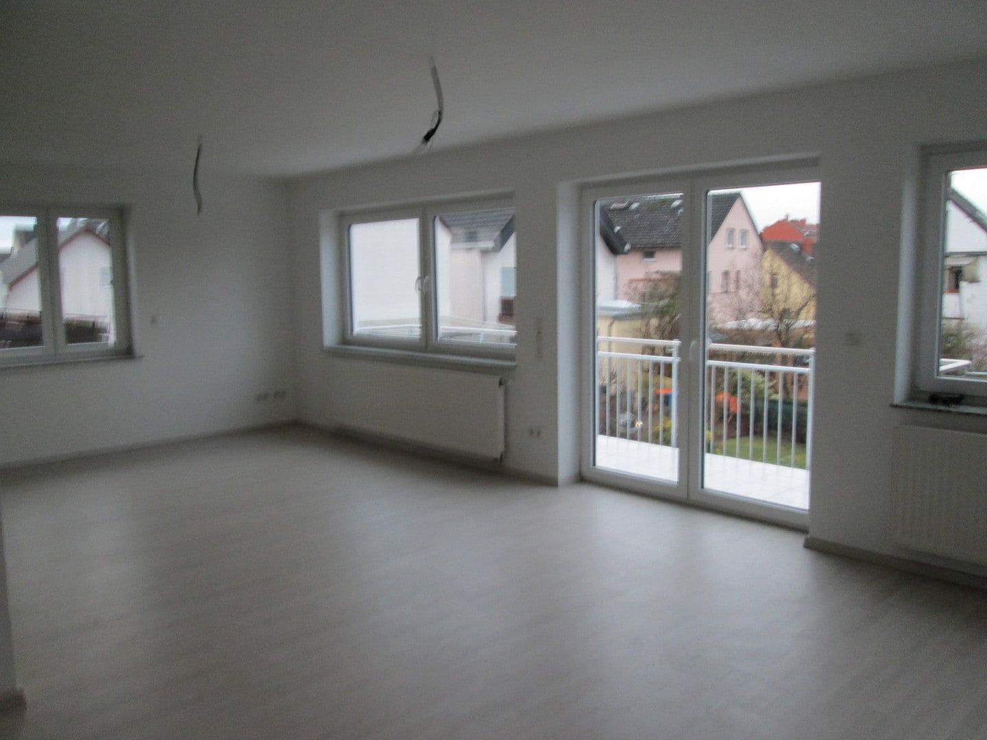 Pronájem bytu 3+1 140 m², Langen, Hessen Pronájem bytu 3+1 140 m², Langen, Hessen