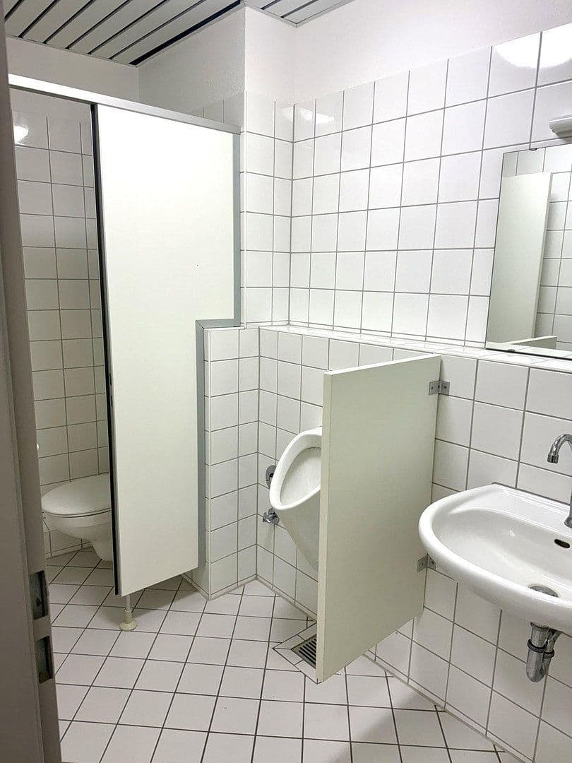 Pronájem kanceláře 60 m², Am Markt 2, Schwerin, Mecklenburg-Vorpommern Pronájem kanceláře 60 m², Am Markt 2, Schwerin, Mecklenburg-Vorpommern