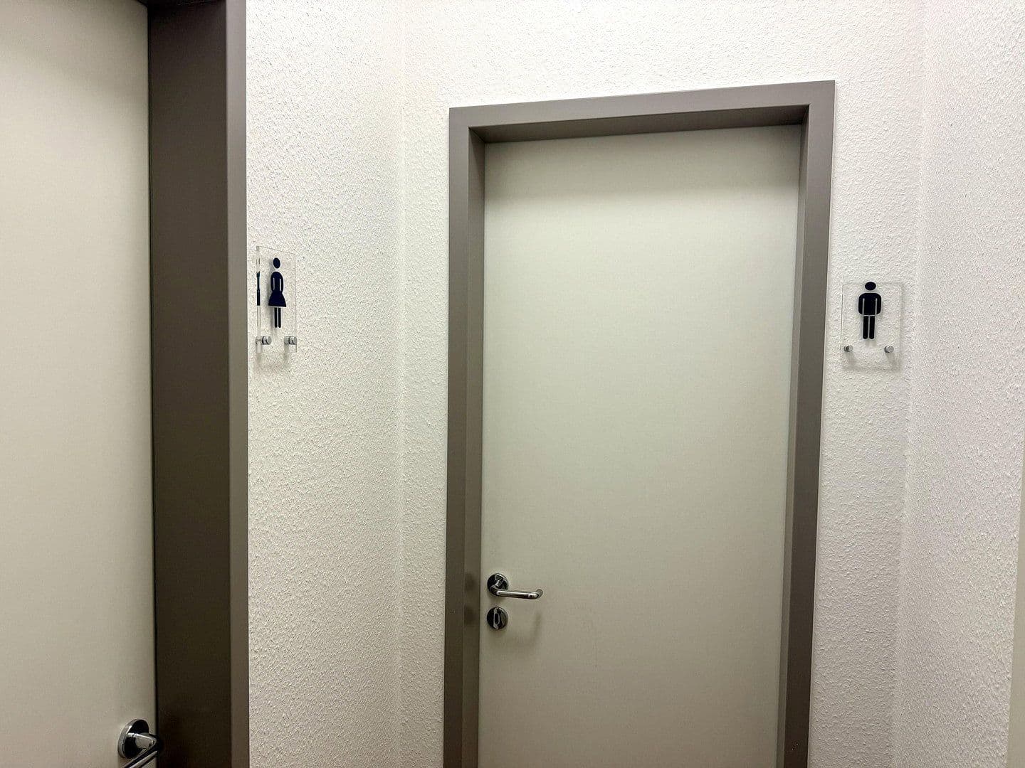 Pronájem kanceláře 60 m², Am Markt 2, Schwerin, Mecklenburg-Vorpommern Pronájem kanceláře 60 m², Am Markt 2, Schwerin, Mecklenburg-Vorpommern