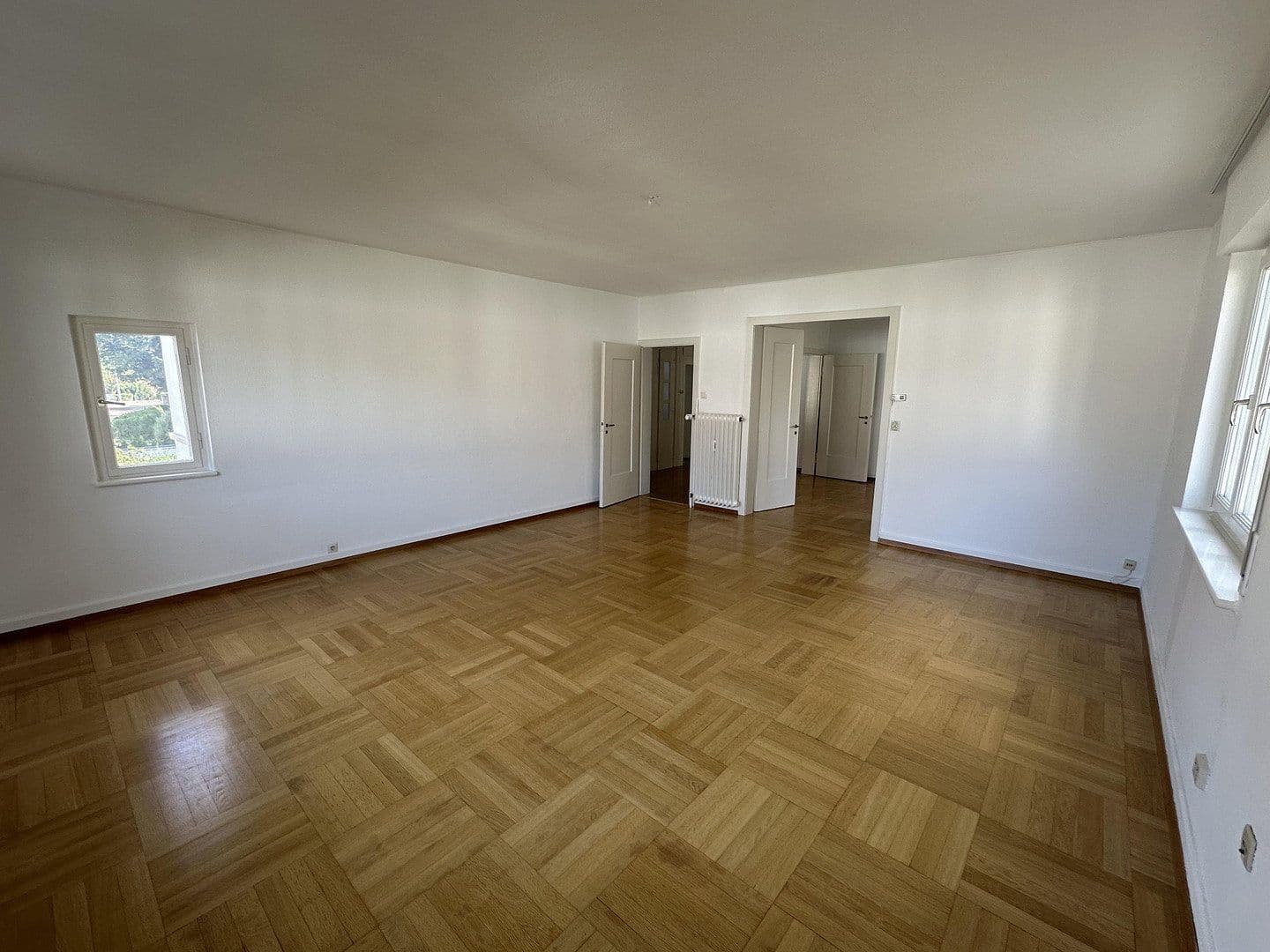 Pronájem bytu 4+1 110 m², Brahmsweg 32, Stuttgart, Bádensko-Württembersko Pronájem bytu 4+1 110 m², Brahmsweg 32, Stuttgart, Bádensko-Württembersko