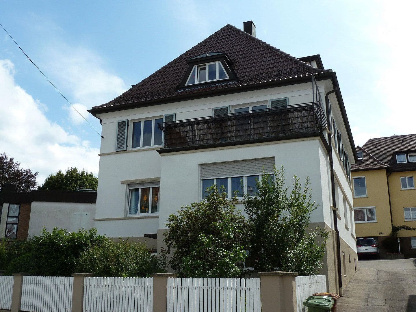 Pronájem bytu 4+1 110 m², Brahmsweg 32, Stuttgart, Bádensko-Württembersko Pronájem bytu 4+1 110 m², Brahmsweg 32, Stuttgart, Bádensko-Württembersko