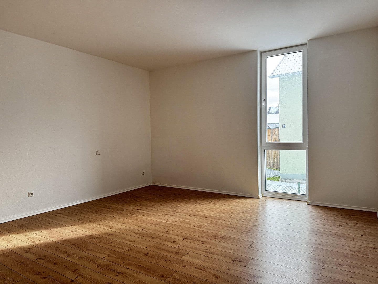Pronájem bytu 3+1 90 m², Bräugaßl 10, Hemau, Bavorsko Pronájem bytu 3+1 90 m², Bräugaßl 10, Hemau, Bavorsko