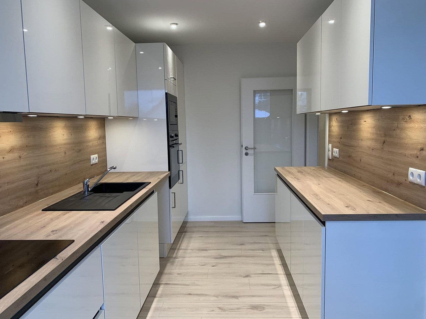 Pronájem bytu 4+1 88 m², Lindenstrasse 91, Henstedt-Ulzburg, Šlesvicko-Holštýnsko Pronájem bytu 4+1 88 m², Lindenstrasse 91, Henstedt-Ulzburg, Šlesvicko-Holštýnsko