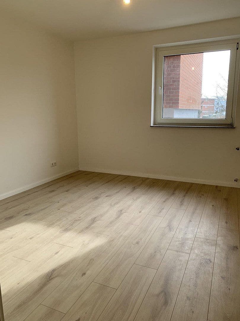 Pronájem bytu 4+1 88 m², Lindenstrasse 91, Henstedt-Ulzburg, Šlesvicko-Holštýnsko Pronájem bytu 4+1 88 m², Lindenstrasse 91, Henstedt-Ulzburg, Šlesvicko-Holštýnsko