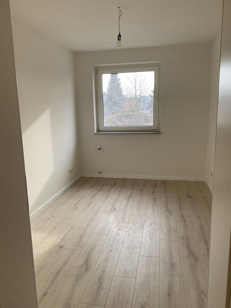 Pronájem bytu 4+1 88 m², Lindenstrasse 91, Henstedt-Ulzburg, Šlesvicko-Holštýnsko Pronájem bytu 4+1 88 m², Lindenstrasse 91, Henstedt-Ulzburg, Šlesvicko-Holštýnsko