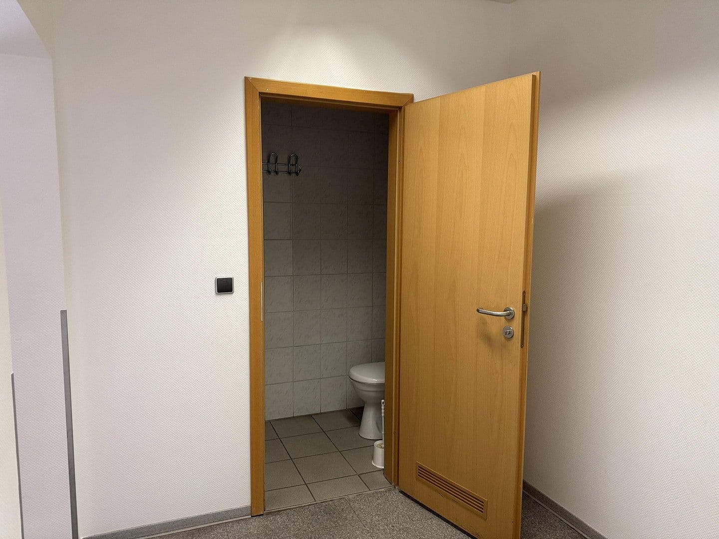 Pronájem kanceláře 130 m², Bergisch Gladbach, Severní Porýní-Vestfálsko Pronájem kanceláře 130 m², Bergisch Gladbach, Severní Porýní-Vestfálsko