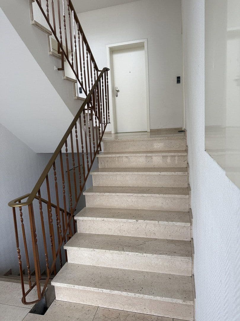 Pronájem kanceláře 130 m², Bergisch Gladbach, Severní Porýní-Vestfálsko Pronájem kanceláře 130 m², Bergisch Gladbach, Severní Porýní-Vestfálsko