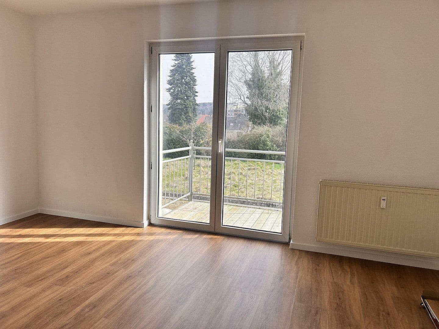 Pronájem bytu 1+1 30 m², Saarbrücken, Země Sársko Pronájem bytu 1+1 30 m², Saarbrücken, Země Sársko