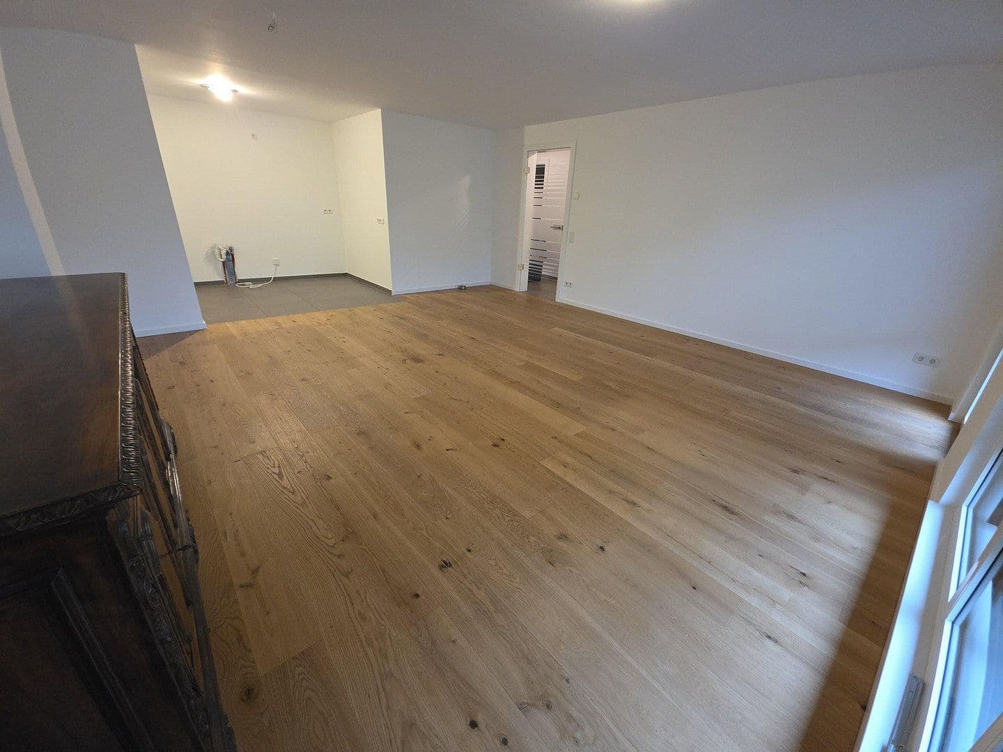 Pronájem bytu 3+1 110 m², Hilden, Severní Porýní-Vestfálsko Pronájem bytu 3+1 110 m², Hilden, Severní Porýní-Vestfálsko