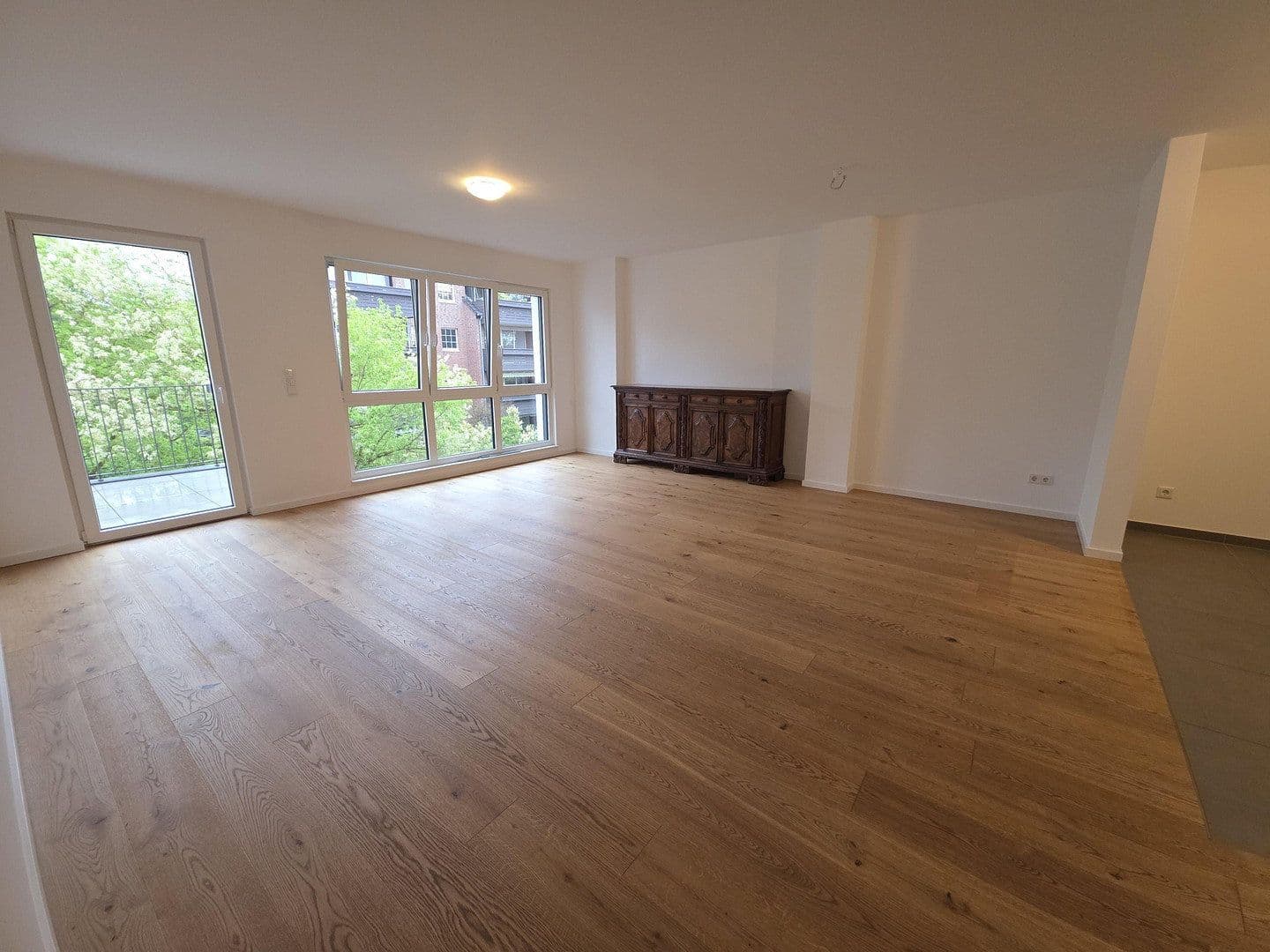 Pronájem bytu 3+1 110 m², Hilden, Severní Porýní-Vestfálsko Pronájem bytu 3+1 110 m², Hilden, Severní Porýní-Vestfálsko