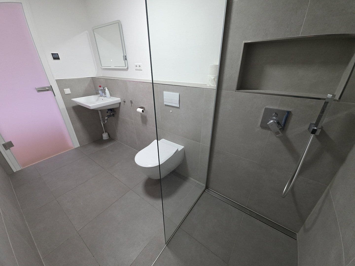 Pronájem bytu 3+1 110 m², Hilden, Severní Porýní-Vestfálsko Pronájem bytu 3+1 110 m², Hilden, Severní Porýní-Vestfálsko