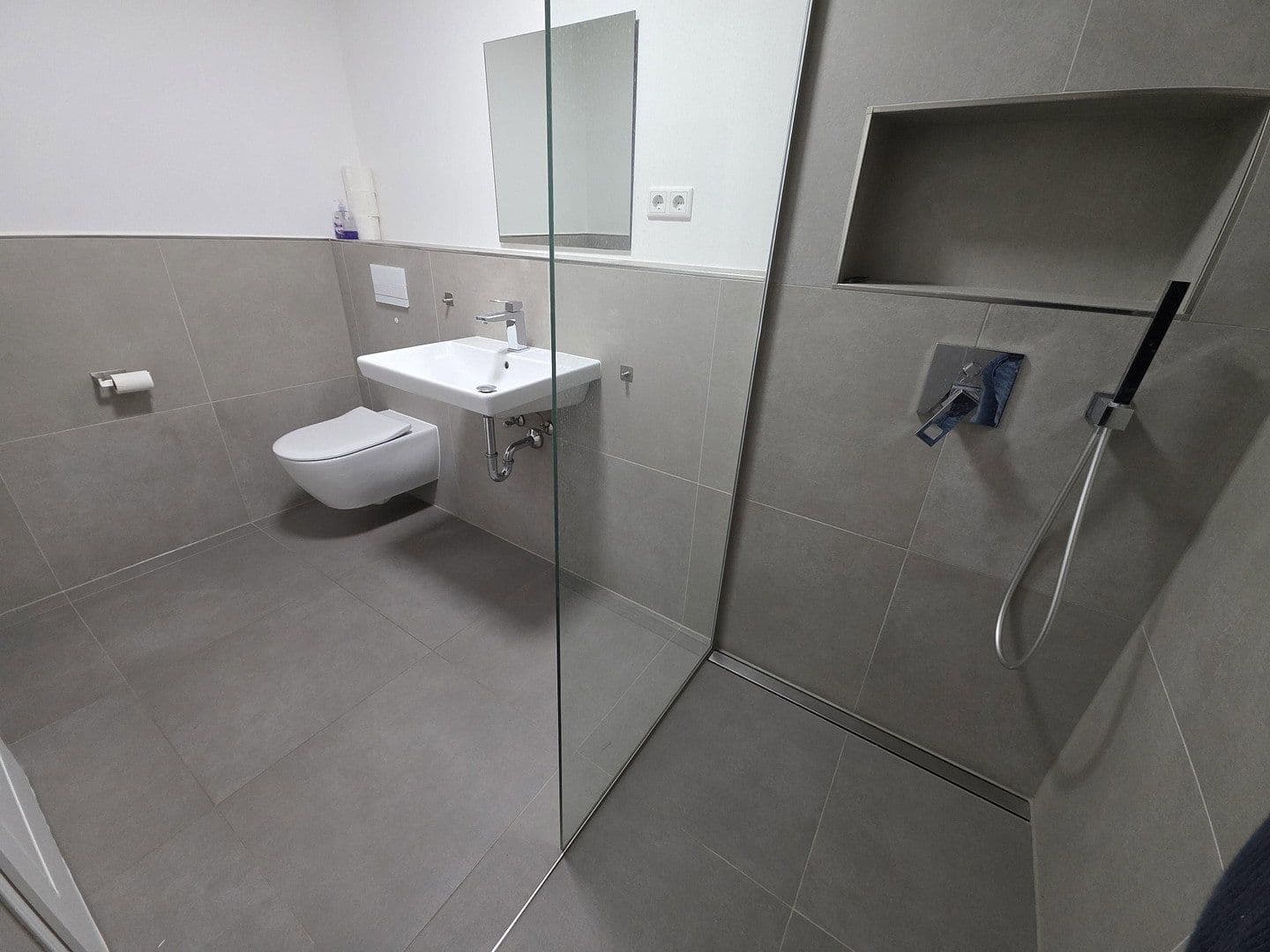 Pronájem bytu 3+1 110 m², Hilden, Severní Porýní-Vestfálsko Pronájem bytu 3+1 110 m², Hilden, Severní Porýní-Vestfálsko