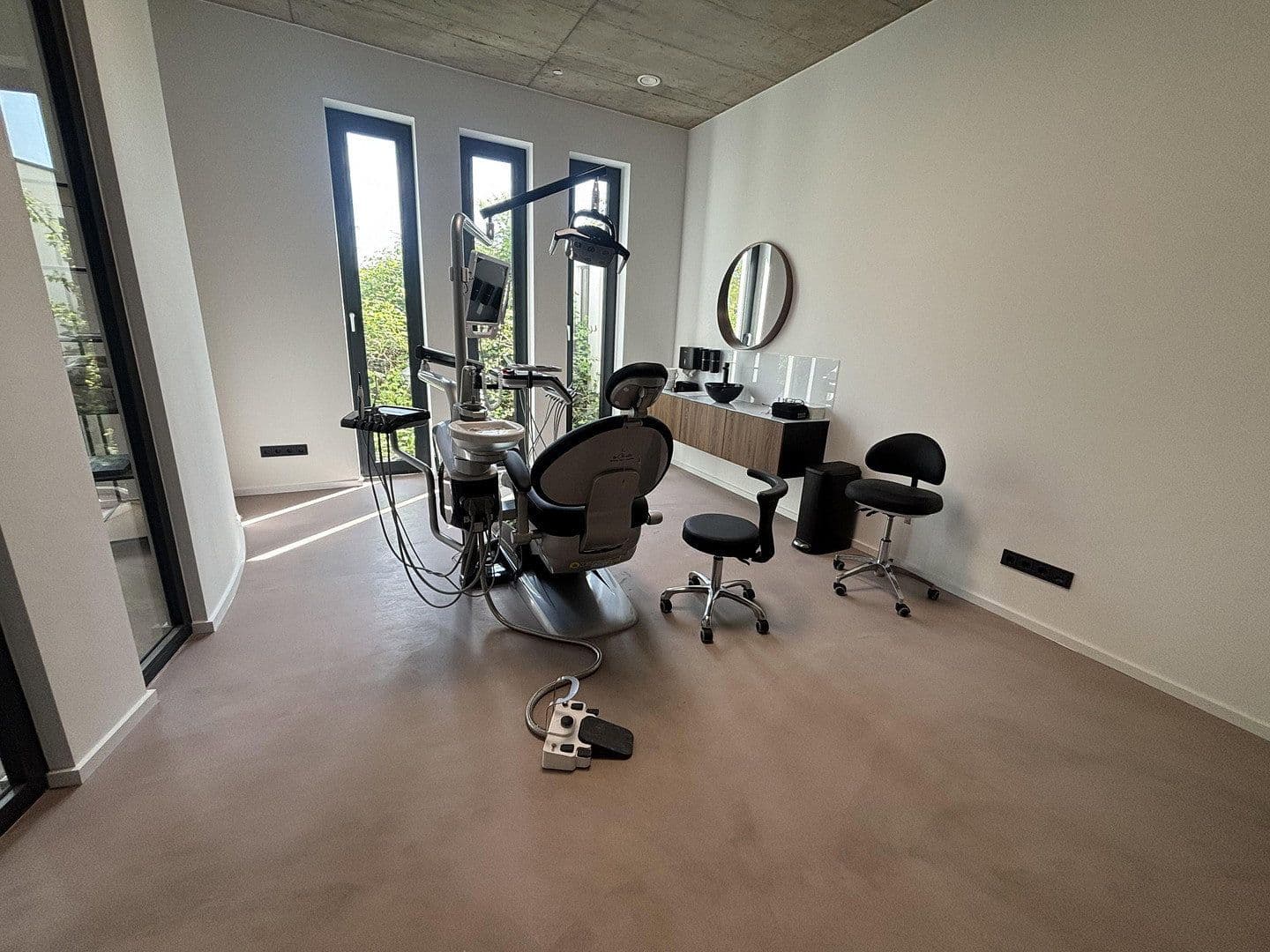 Pronájem kanceláře 550 m², Sankt Augustin, Severní Porýní-Vestfálsko Pronájem kanceláře 550 m², Sankt Augustin, Severní Porýní-Vestfálsko