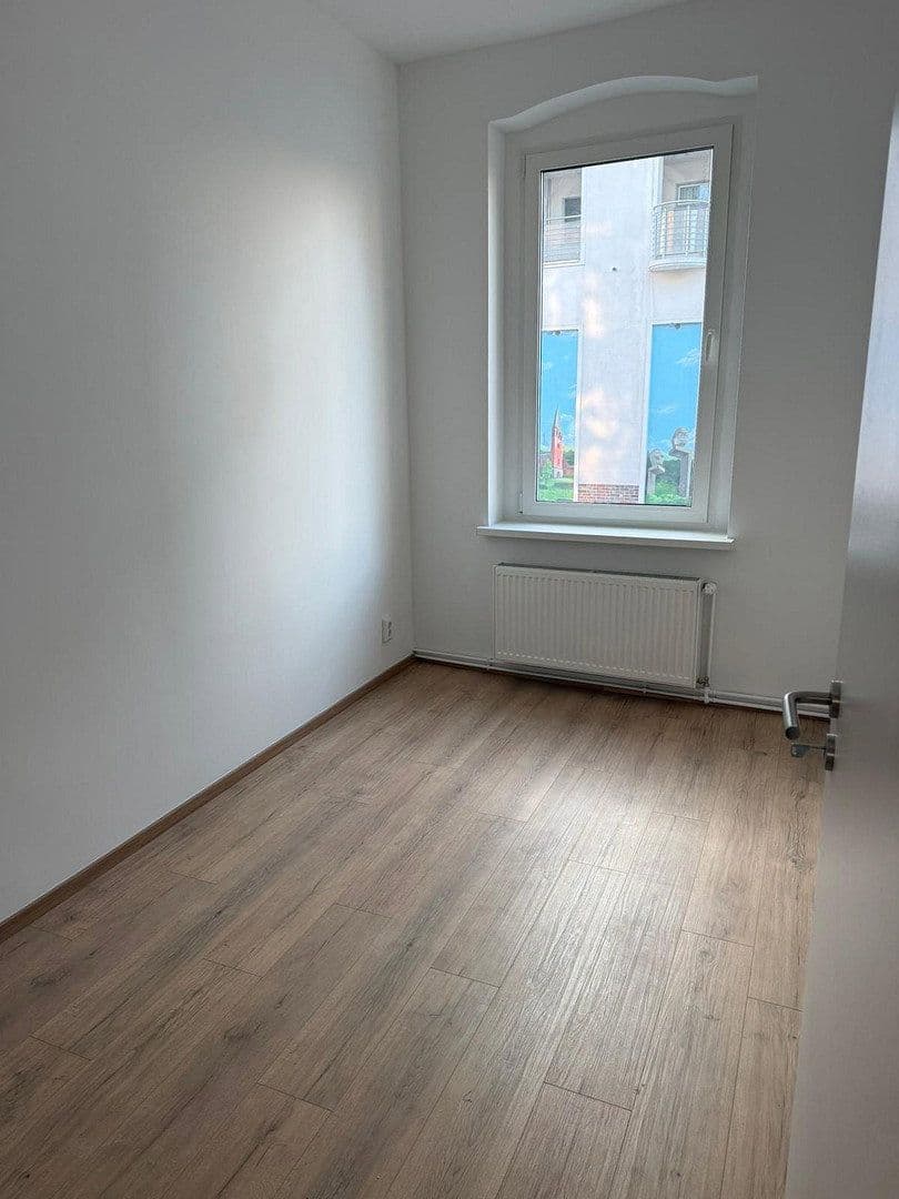 Pronájem bytu 4+1 80 m², Köpenicker Straße 32, Berlin, Berlín Pronájem bytu 4+1 80 m², Köpenicker Straße 32, Berlin, Berlín