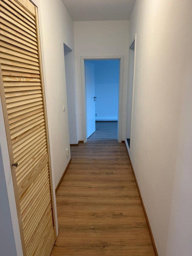 Pronájem bytu 4+1 80 m², Köpenicker Straße 32, Berlin, Berlín Pronájem bytu 4+1 80 m², Köpenicker Straße 32, Berlin, Berlín