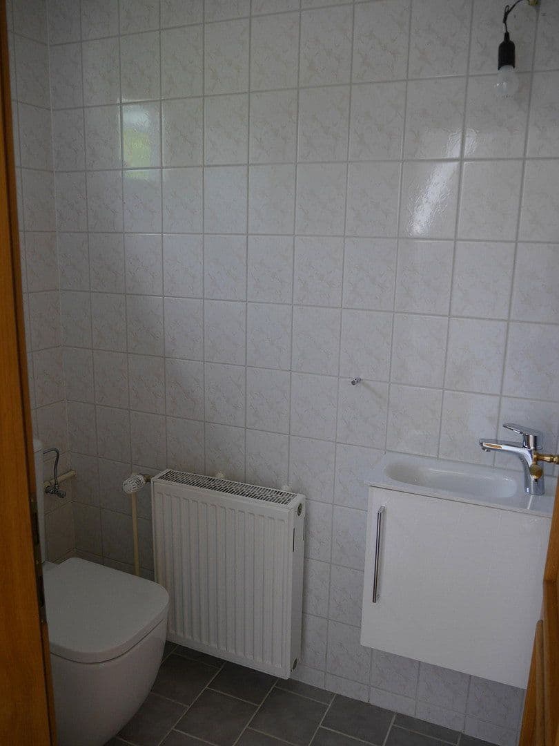 Pronájem domu 160 m², pozemek 645 m², Bergstr. 15, Berg im Gau, Bavorsko Pronájem domu 160 m², pozemek 645 m², Bergstr. 15, Berg im Gau, Bavorsko