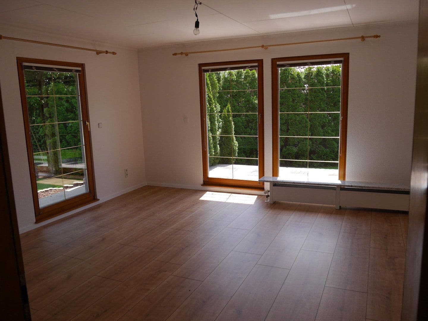 Pronájem domu 160 m², pozemek 645 m², Bergstr. 15, Berg im Gau, Bavorsko Pronájem domu 160 m², pozemek 645 m², Bergstr. 15, Berg im Gau, Bavorsko
