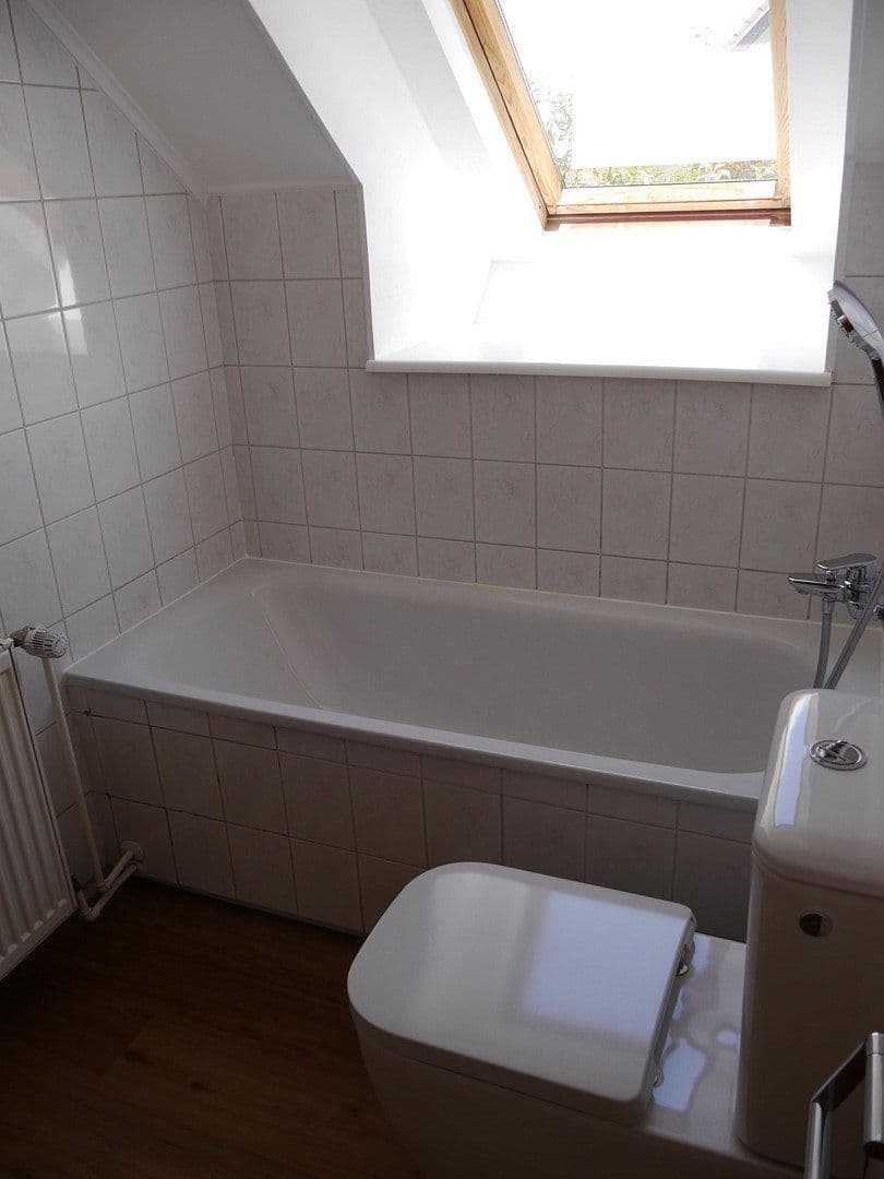 Pronájem domu 160 m², pozemek 645 m², Bergstr. 15, Berg im Gau, Bavorsko Pronájem domu 160 m², pozemek 645 m², Bergstr. 15, Berg im Gau, Bavorsko