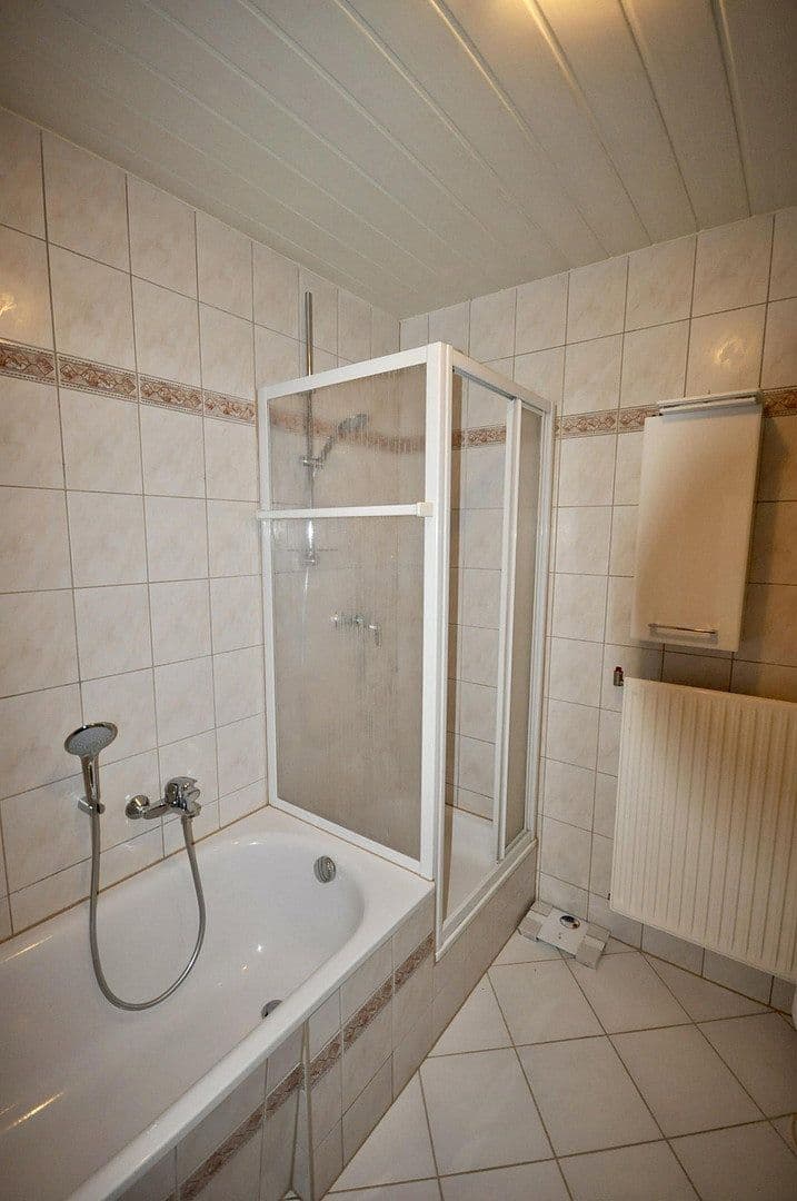 Pronájem bytu 3+1 80 m², Händelstraße 2, Wilkau-Haßlau, Sasko Pronájem bytu 3+1 80 m², Händelstraße 2, Wilkau-Haßlau, Sasko