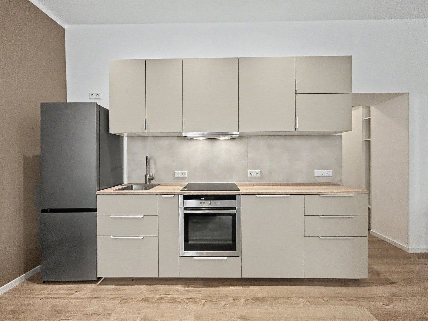 Pronájem bytu 2+1 40 m², Köln, Severní Porýní-Vestfálsko Pronájem bytu 2+1 40 m², Köln, Severní Porýní-Vestfálsko