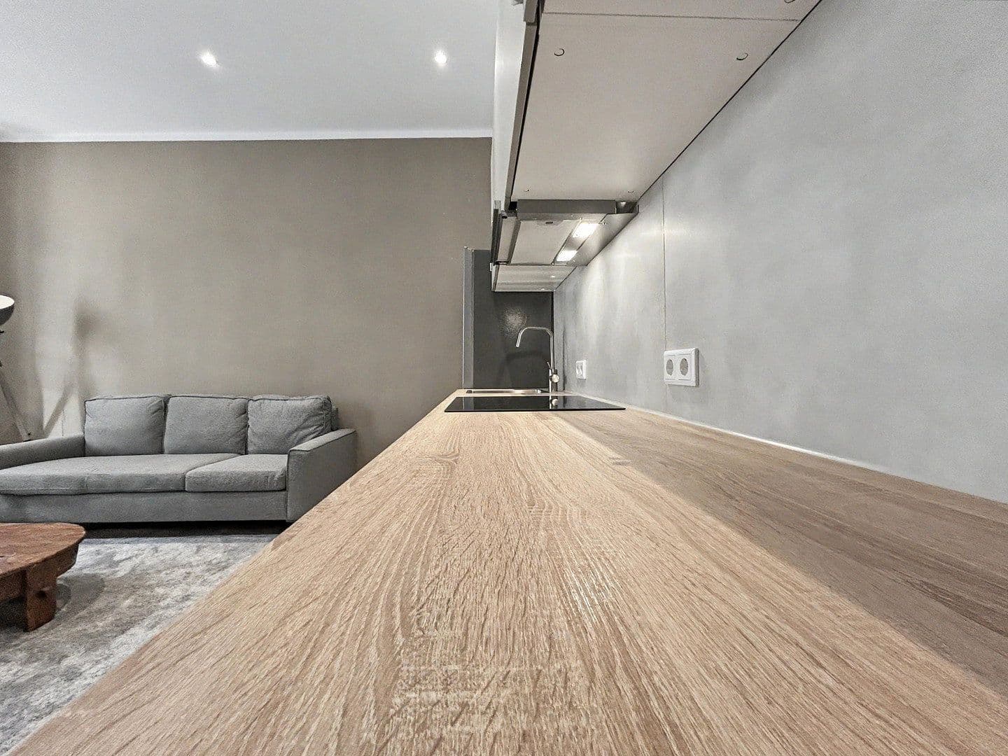 Pronájem bytu 2+1 40 m², Köln, Severní Porýní-Vestfálsko Pronájem bytu 2+1 40 m², Köln, Severní Porýní-Vestfálsko