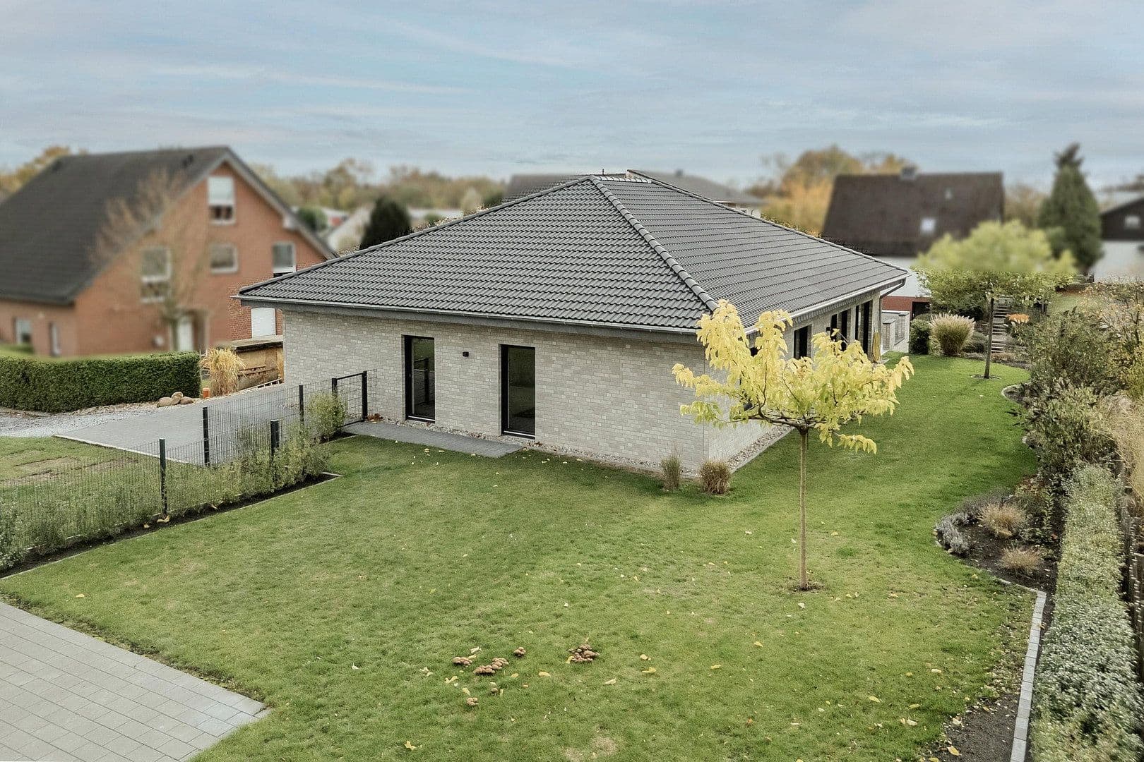 Prodej domu 188 m², pozemek 994 m², Rheinische Straße 35, Beckum, Severní Porýní-Vestfálsko Prodej domu 188 m², pozemek 994 m², Rheinische Straße 35, Beckum, Severní Porýní-Vestfálsko